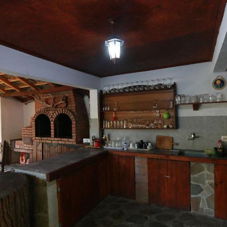 La Livada Villa Greci Exteriör bild